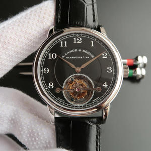 LH Lange 1815-serien 730.32 med manuelt Tourbillon-mekanisk ur.