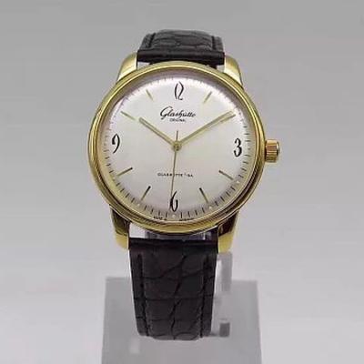 En anden legendariske ur er frigivet? "SpezimaticGF nyt produkt Glashütte forgyldte 60'erne retro erindringsmønter ur farve - Klik på billedet for at lukke