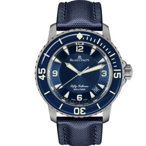 ZF Blancpain Fifty Xun Neue Style-Blancpain 5015 Herren mechanische Uhr mit Titangehäuse und transparentem Rücken
