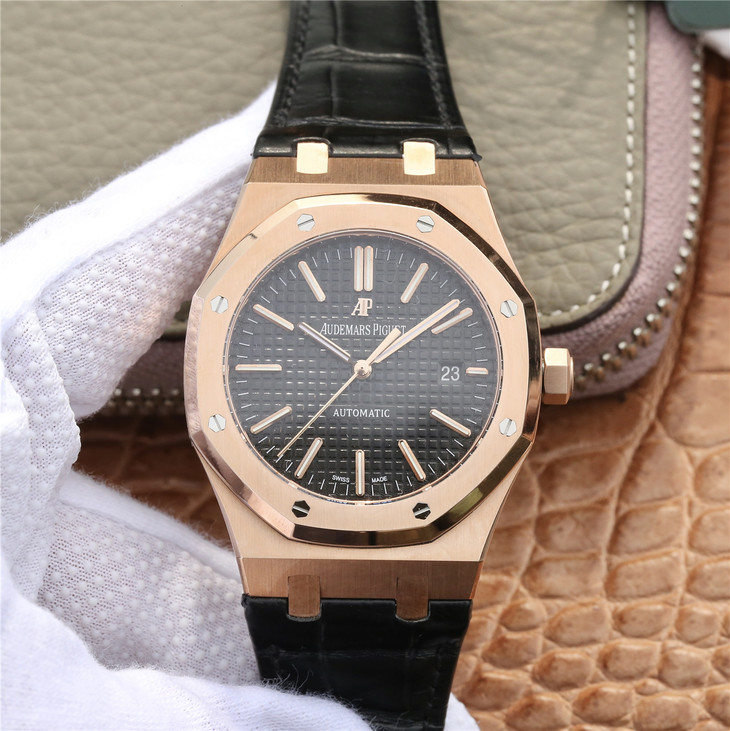  arfactory  Audemars Piguet Audemars Piguet OM Audemars Piguet Royal Oak 15400 Series 37.jpg