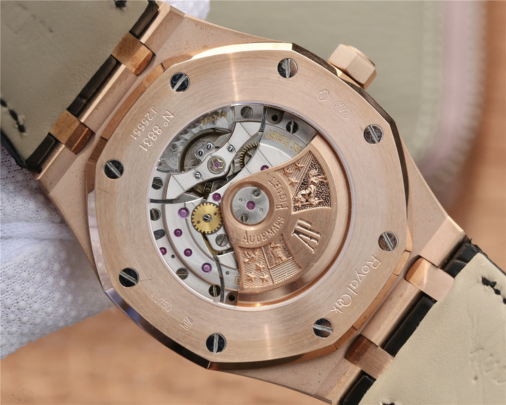  arfactory  Audemars Piguet Audemars Piguet OM Audemars Piguet Royal Oak 15400 Series 44.jpg