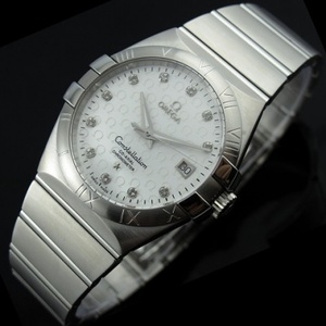 Le top suisse Omega OMEGA Double Eagle série montre tout acier Ceinture en acier entièrement automatique mécanique cadran blanc transparent Mouvement suisse fine imitation montre pour homme 123.10. Le top suisse Omega OMEGA Double Eagle série montre tout acier Ceinture en acier entièrement automatique mécanique cadran blanc transparent Mouvement suisse fine imitation montre pour homme 123.10.