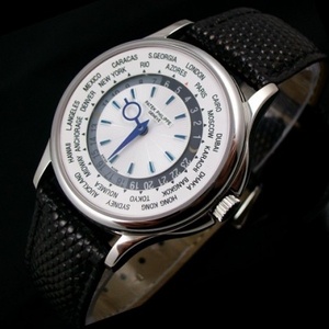 Suisse Patek Philippe Complication Chronograph Series 5130G-019 Montre pour hommes World Time White Face Bleu Ding Automatique Mécanique à fond homme Bracelet en cuir de montre