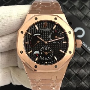 TWA a produit, enfin ici, un bracelet en acier inoxydable AP Royal Oak 26120ST.OO double temps