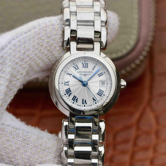 La série GS Longines Heart Moon utilise un mouvement à quartz Longines Cal.L250, une montre pour femme à bracelet en acier inoxydable - Cliquez sur l'image pour la fermer