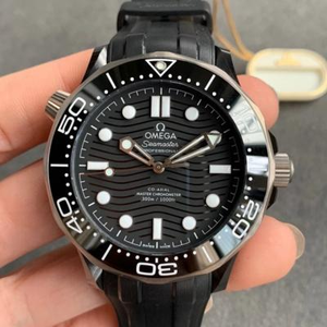 VS factory new Omega Seamaster 300M black ceramic case, men's automatic mechanical diving watch, natural rubber band .98 75790981205 ZF factory Patek Philippe AQUANAUT submarine explorer series 5167/1A-001 automatic mechanical grenades men's watch.