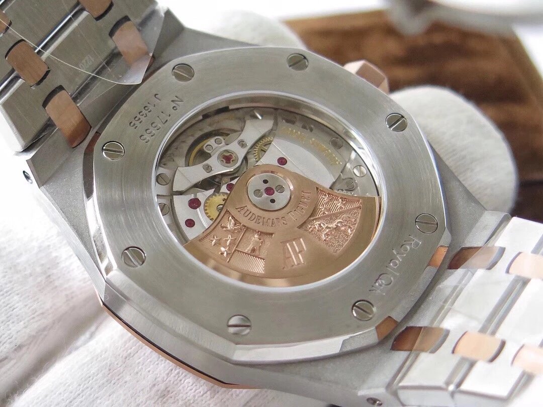  arfactory  Audemars Piguet Audemars Piguet Audemars Piguet Royal Oak Series 15400 Mechanical 6.jpg