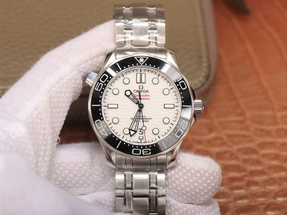 VS New Product New Seamaster 300m Panda Color White Ceramic Dial Stainless Steel Strap Automatic Mechanical Movement Men's Watch. - Click Image to Close