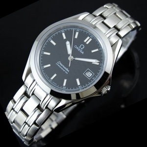 Orologio svizzero Omega OMEGA Seamaster Series Spaghetti neri e barra bianca scala meccanica automatica meccanica meccanica uomo automatico orologio meccanico automatico movimento orologio svizzero cassa in acciaio inox