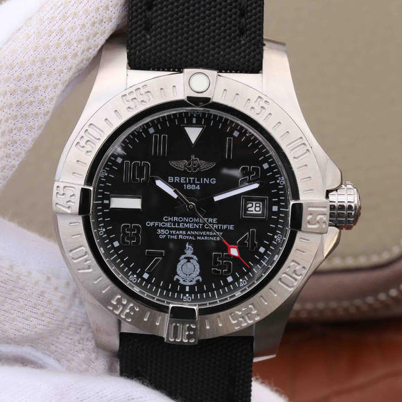 Breitling Avengers Sea Wolf Royal Marines Army Custom Limited Edition Men's Mechanical Watch - Trykk på bildet for å lukke