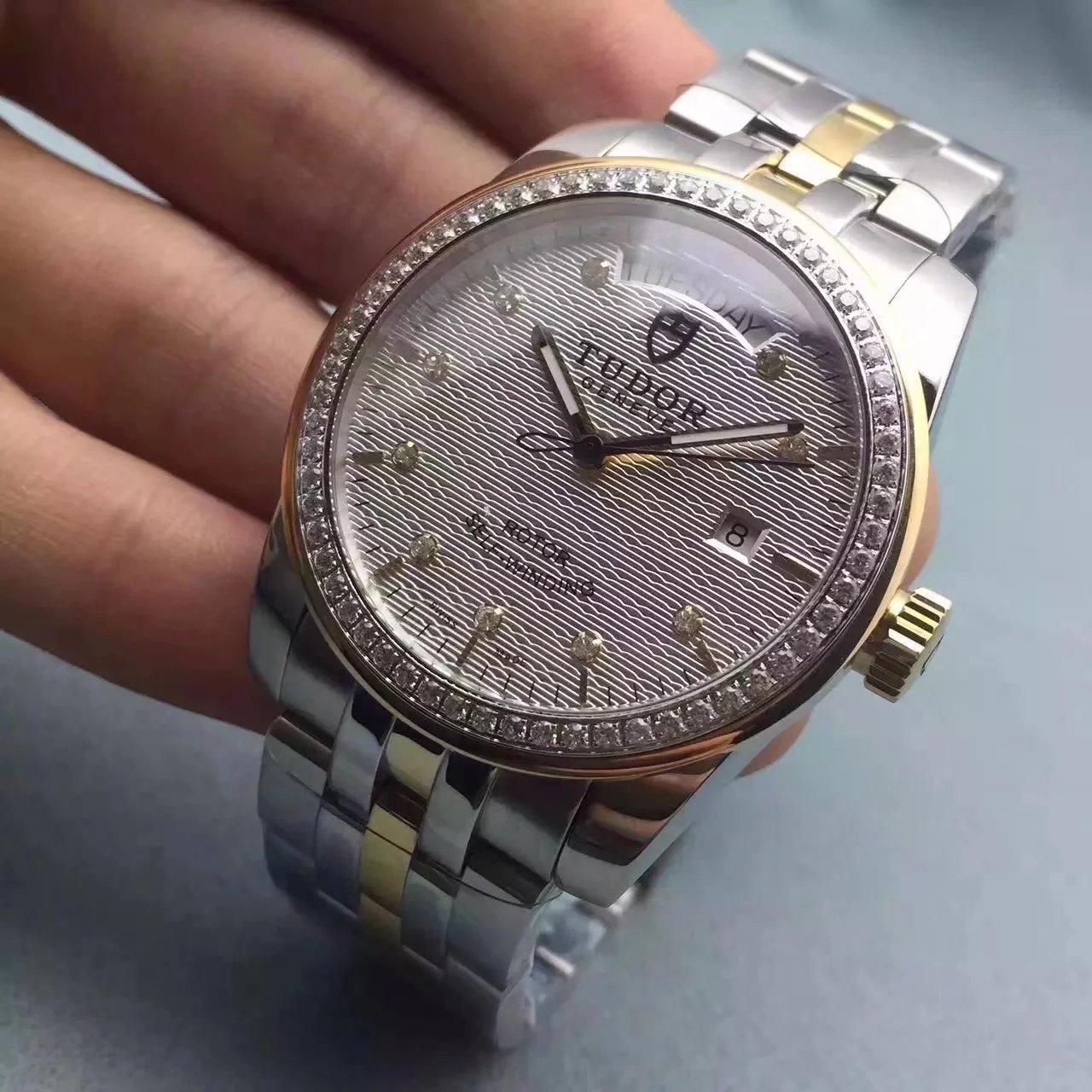 Boutique-Tudor Tudor? Junjue series patterned diamond men's mechanical watch dual calendar - Trykk på bildet for å lukke