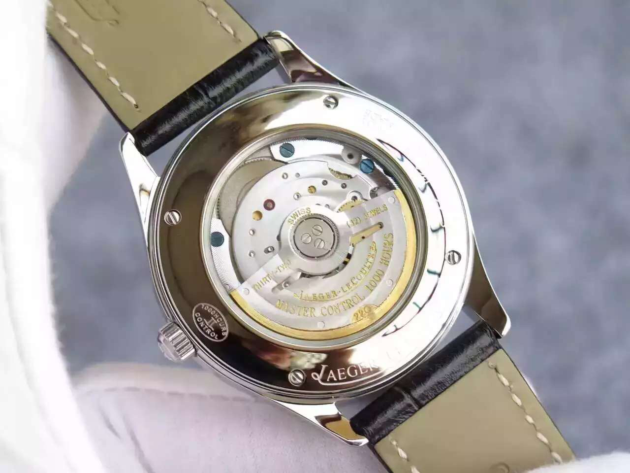  arfactory  Jaeger LeCoultre Jaeger LeCoultre Jaeger LeCoultre Master Q1548420 series three 7.jpg